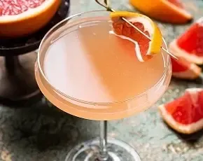 ΠΠΎΠΊΡΠ΅ΠΉΠ»ΡΠ½ΡΠΉ ΠΌΠ°ΡΡΠ΅Ρ-ΠΊΠ»Π°ΡΡ Hemingway daiquiri