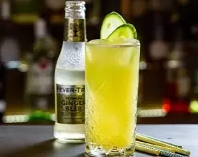 ΠΠΎΠΊΡΠ΅ΠΉΠ»ΡΠ½ΡΠΉ ΠΌΠ°ΡΡΠ΅Ρ-ΠΊΠ»Π°ΡΡ Moscow Mule