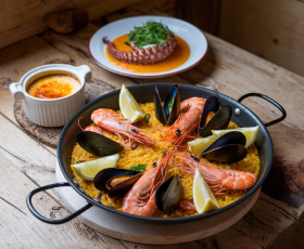 Испанская фиеста: паэлья, осьминог и крема каталана!