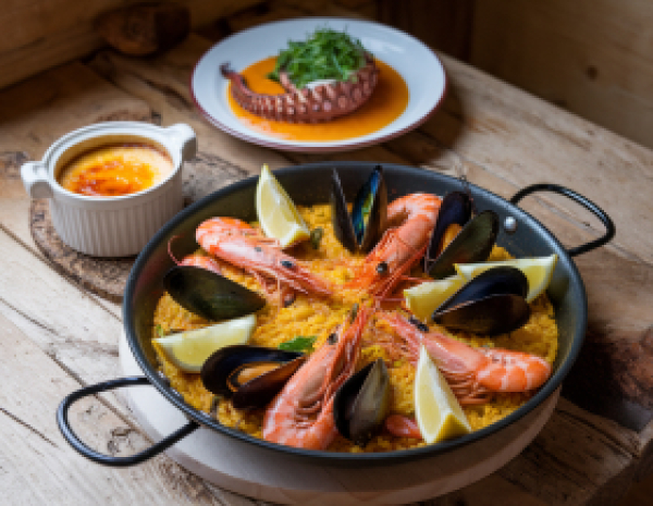 Испанская фиеста: паэлья, осьминог и крема каталана!