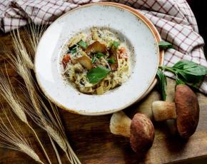 Фетучине De Cecco с кремом из белых грибов