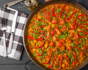 Паэлья с индейкой и грибами